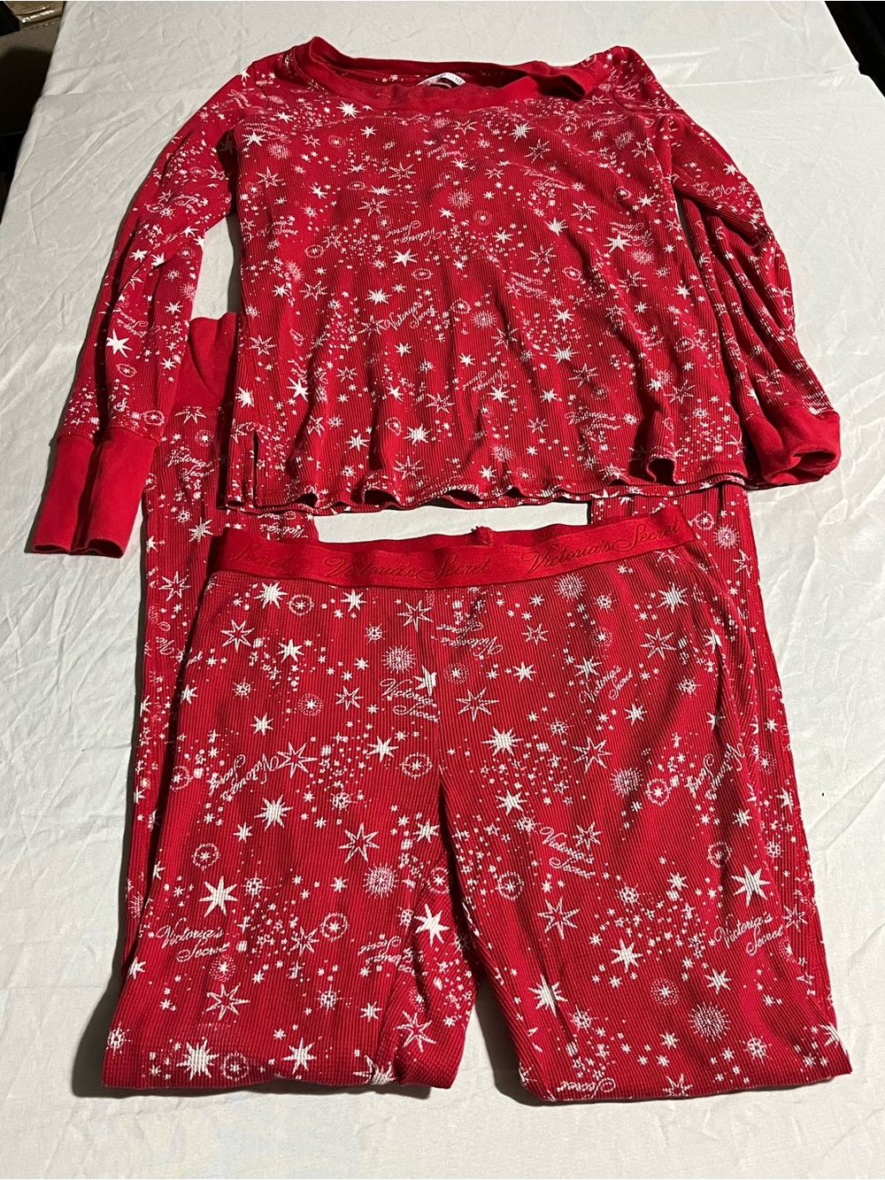Victoria's Secret Red Star & Snowflake Pajama Set Size Small